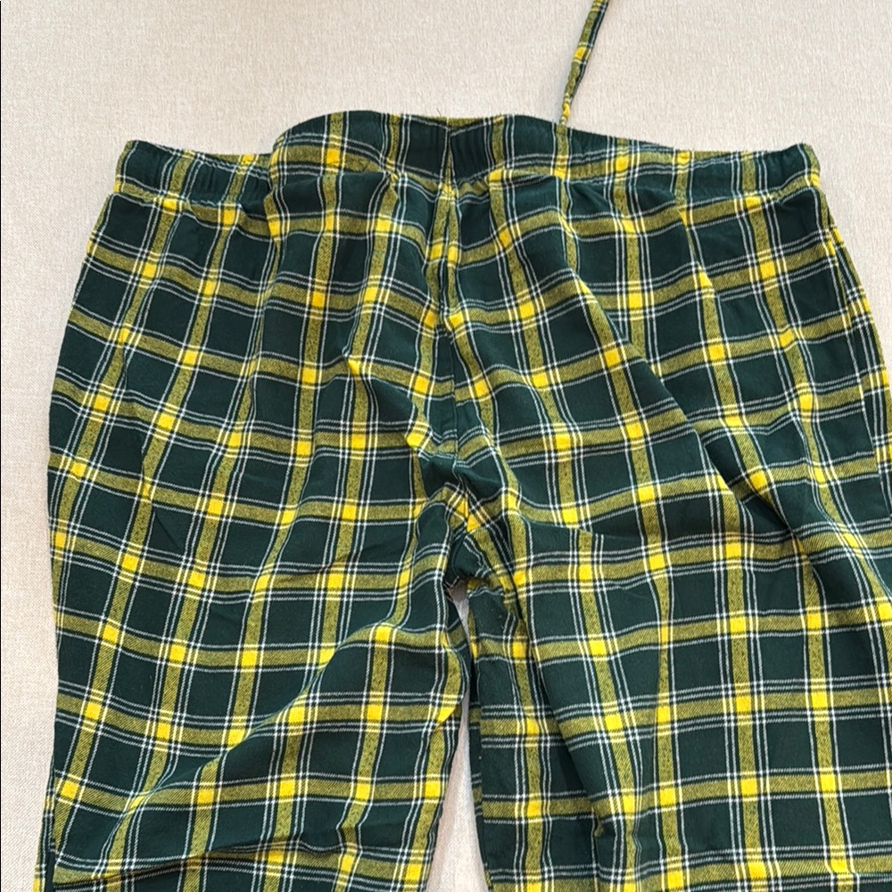 NFL Green Bay Packers Green and Yellow Plaid  Pajamas with Elastic Waistband - Picture 6 of 6